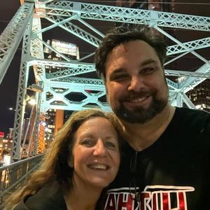 Meet your Posher, Perry